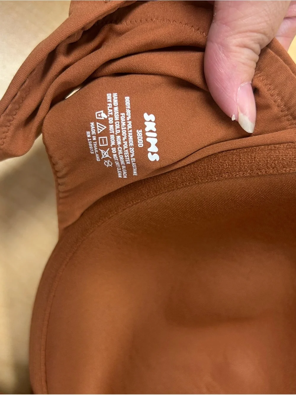 SKIMS Molded T-Shirt Bra in Rust Brown with underwire 38DDD